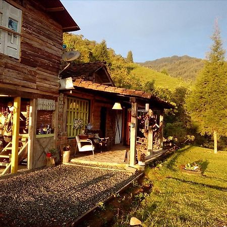 Tarragona Hostal Santa Rosa de Cabal Ngoại thất bức ảnh